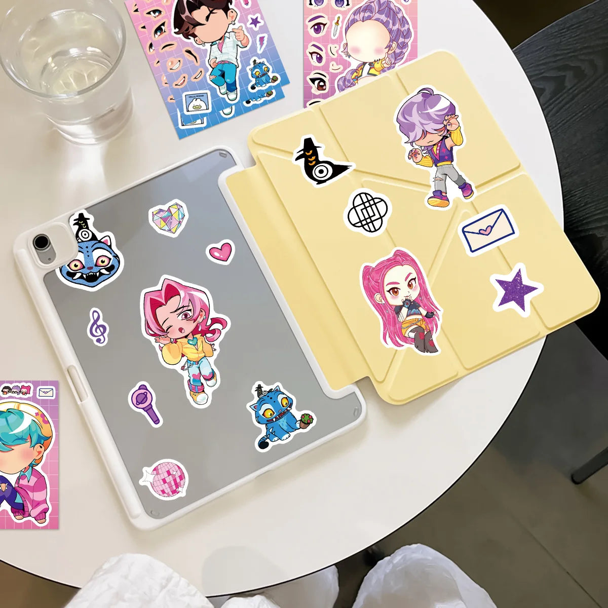 Stickers Personnages Inspiration K-Pop | Personnalisation Créative